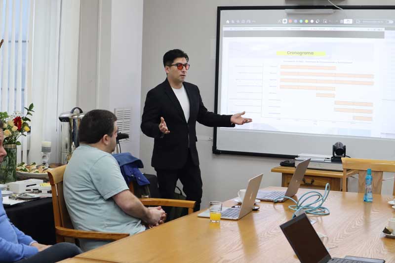 Chile apuesta por técnicos en física de partículas