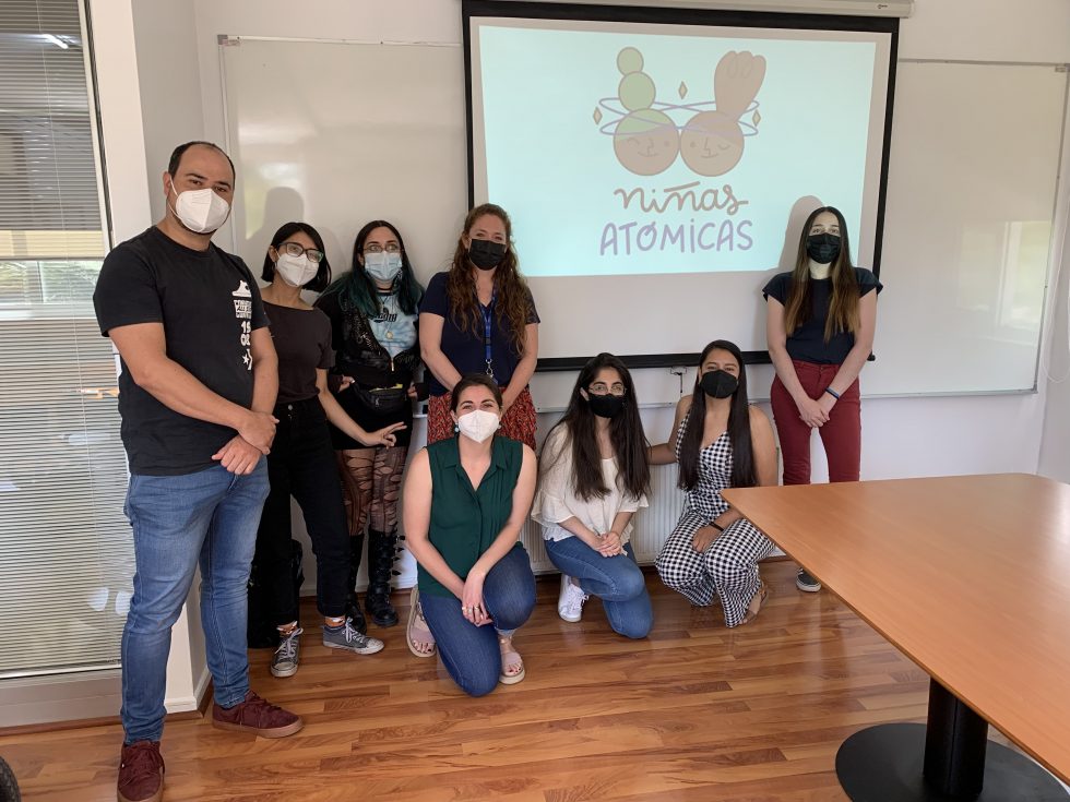 ¡Las tutoras de «Niñas Atómicas» empiezan su entrenamiento! | Instituto Milenio SAPHIR