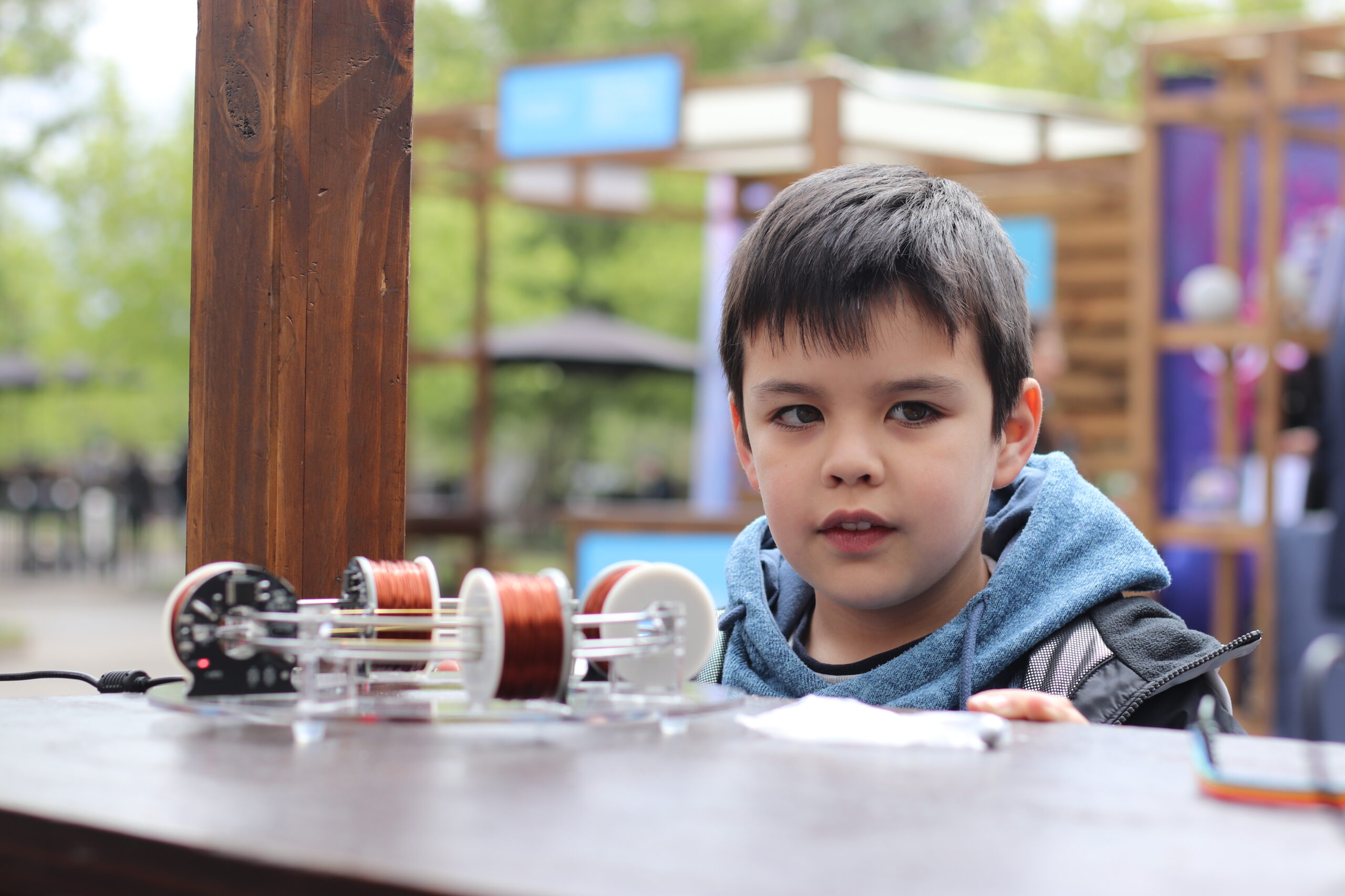 Monitors Team 2 | Instituto Milenio Saphir