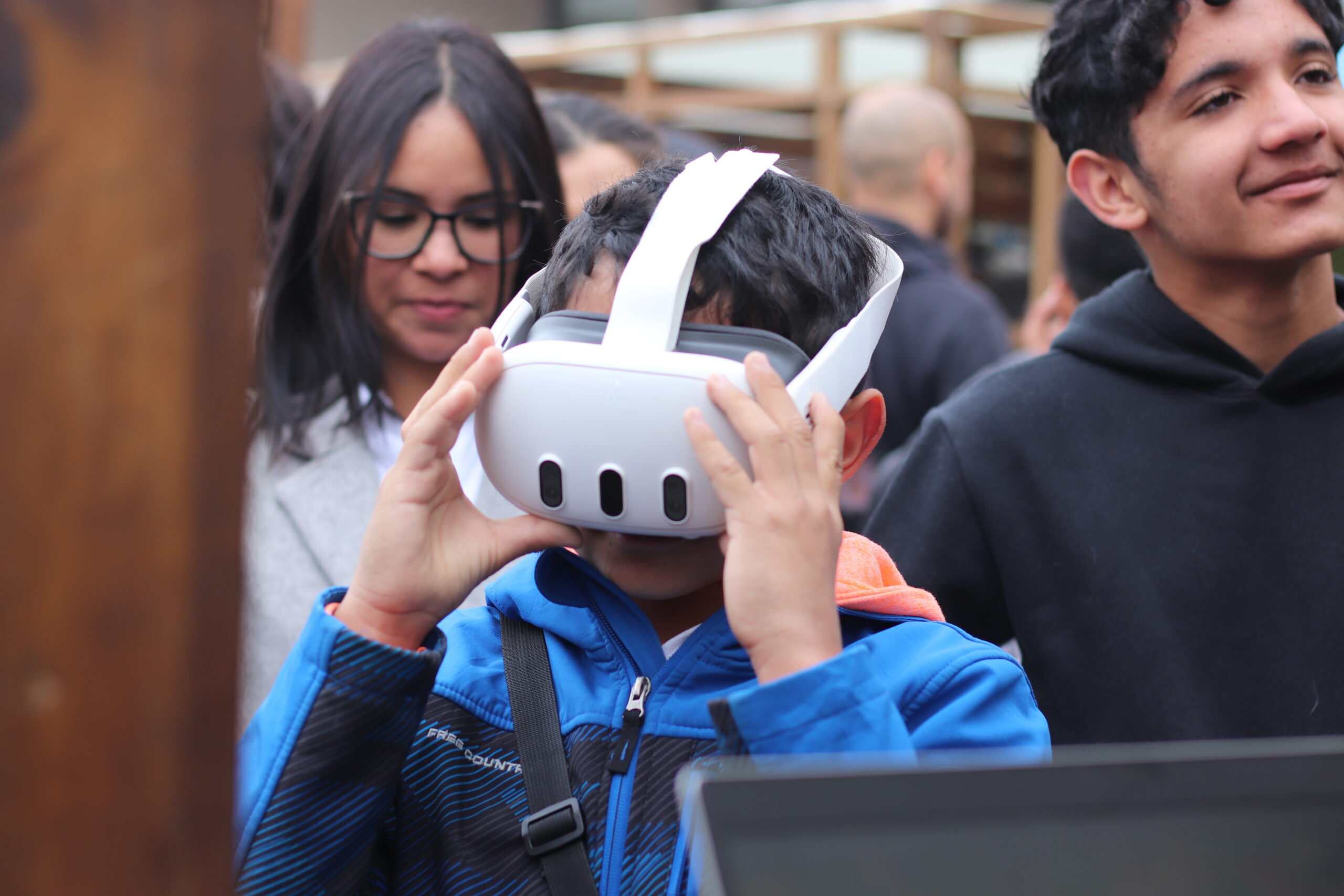 Monitors Team 4 | Instituto Milenio Saphir